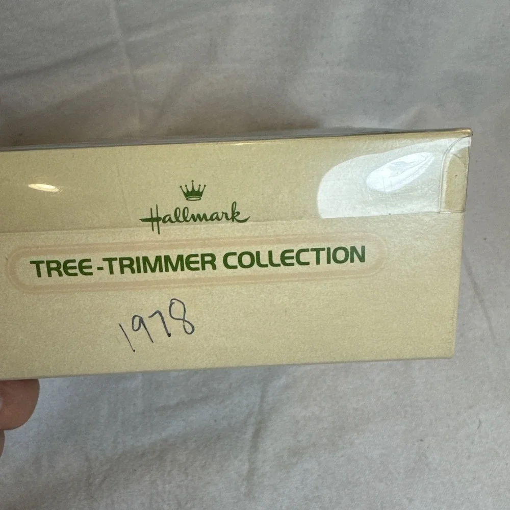 Vintage Hallmark Tree Trimmer Christmas Calico Mouse Ornament 3.5